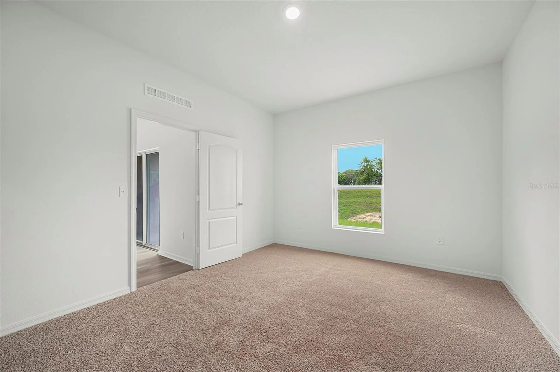 13352 Tula Loop Astatula FL 34705