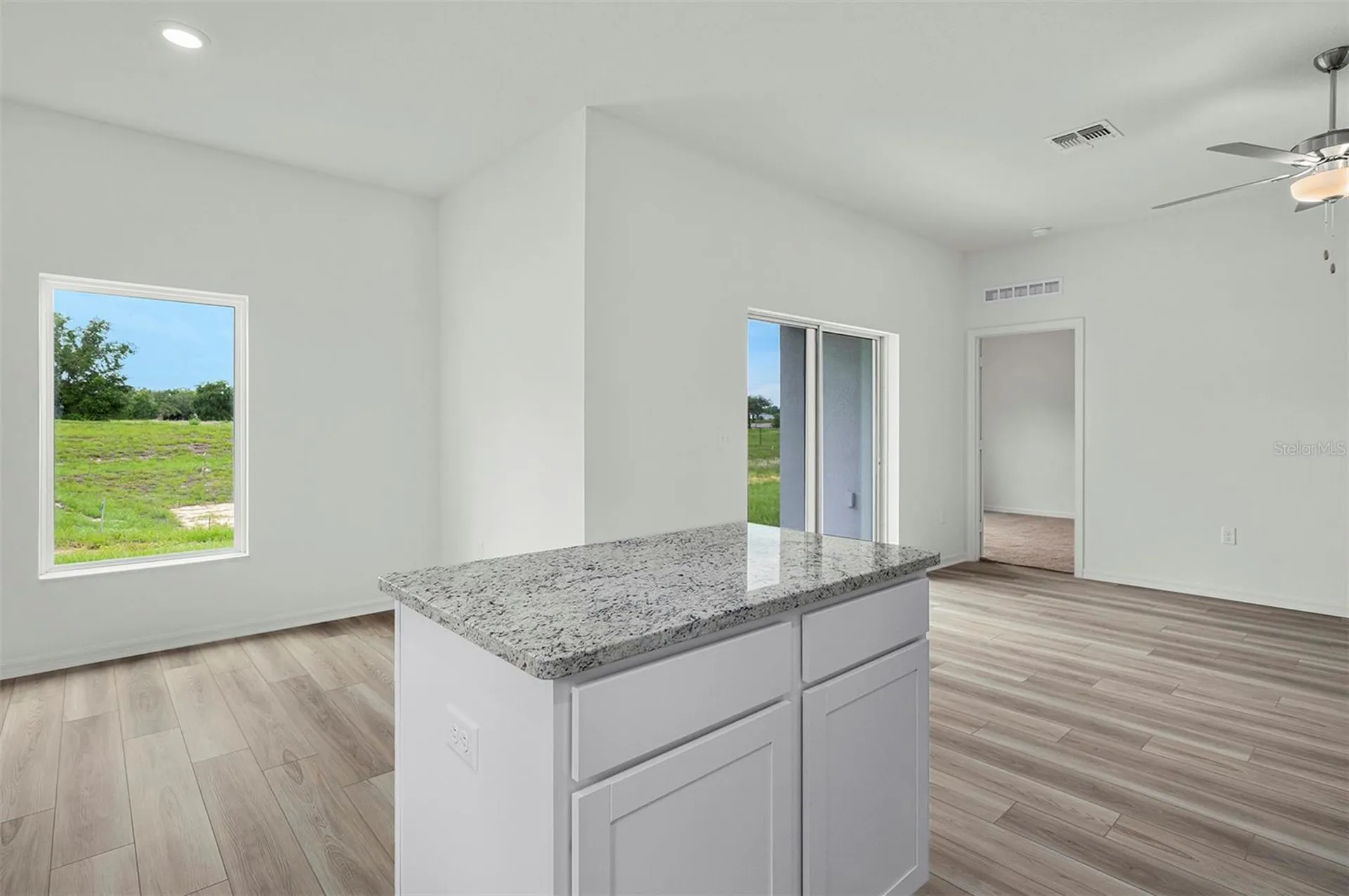 13352 Tula Loop Astatula FL 34705