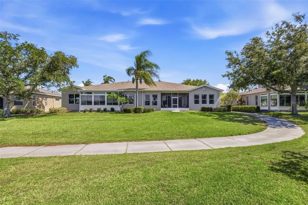2410 Kensington Greens Drive Sun City Center FL 33573