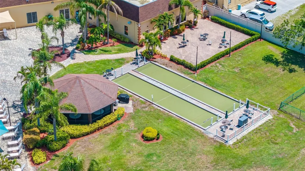 2410 Kensington Greens Drive Sun City Center FL 33573