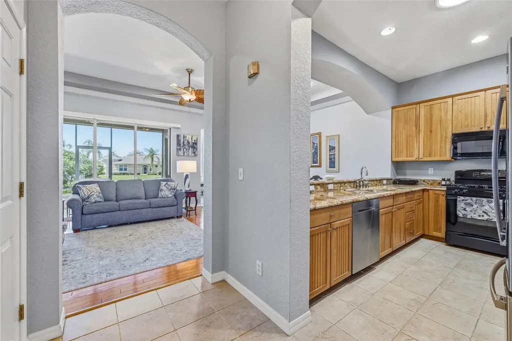2410 Kensington Greens Drive Sun City Center FL 33573