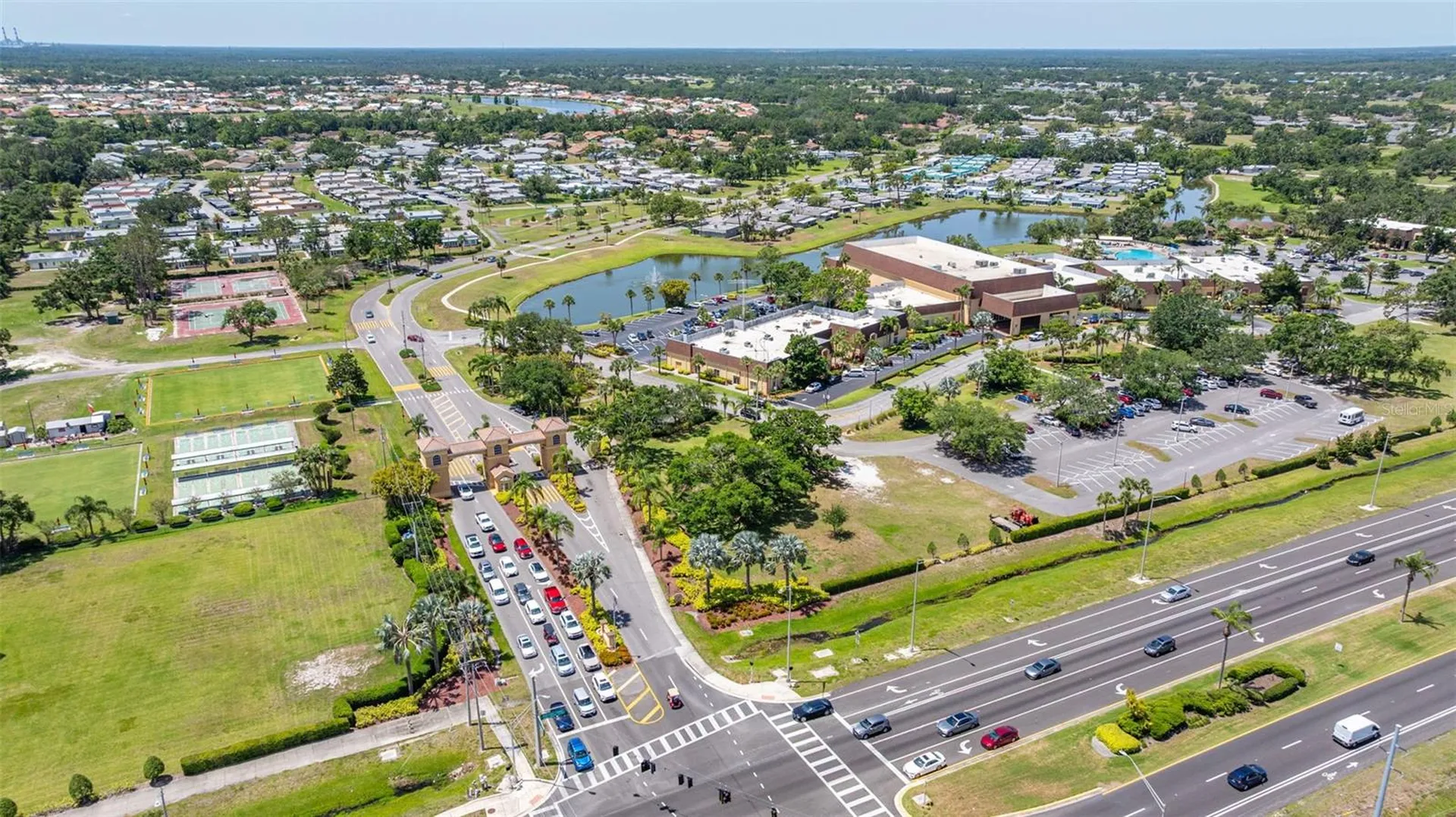 2410 Kensington Greens Drive Sun City Center FL 33573