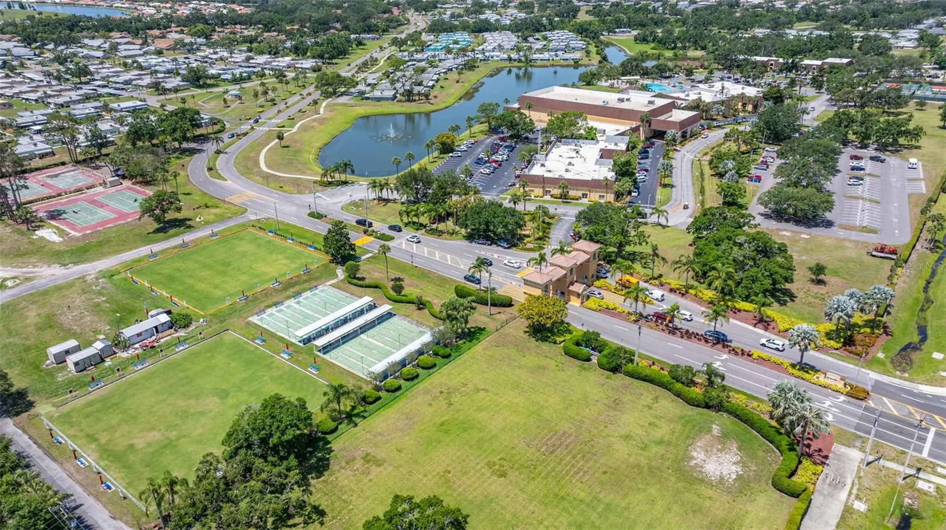 2410 Kensington Greens Drive Sun City Center FL 33573