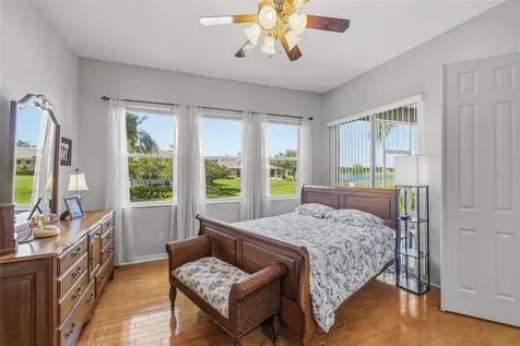 2410 Kensington Greens Drive Sun City Center FL 33573