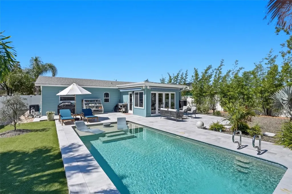 743 43rd Avenue NE St Petersburg FL 33703
