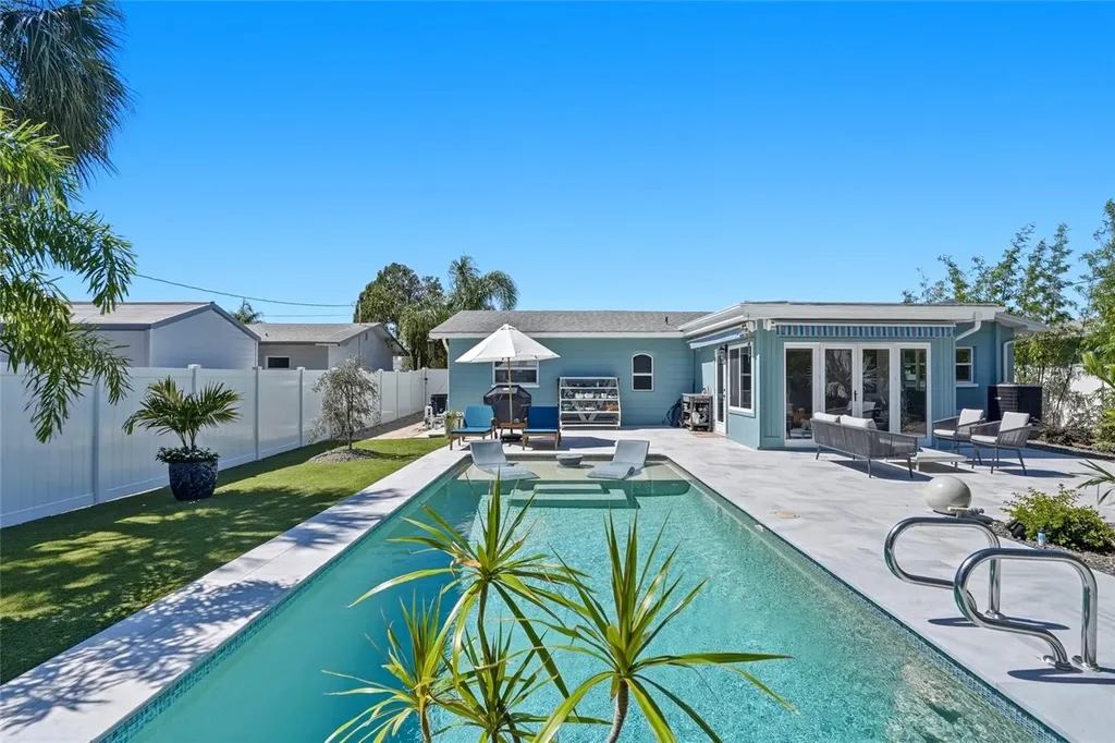 743 43rd Avenue NE St Petersburg FL 33703