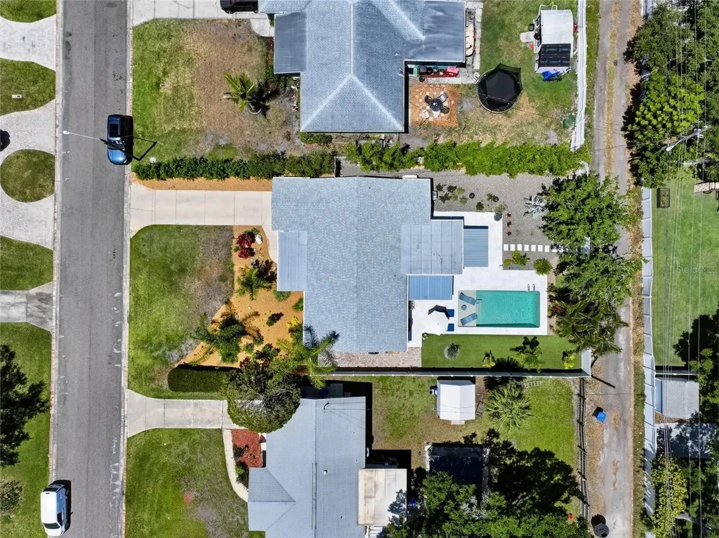 743 43rd Avenue NE St Petersburg FL 33703