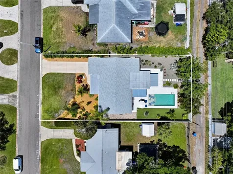 743 43rd Avenue NE St Petersburg FL 33703