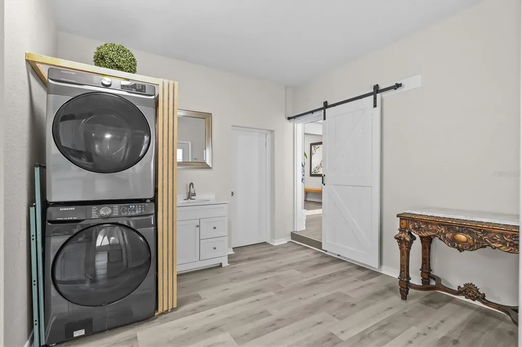 231 Lime Circle S Dunedin FL 34698