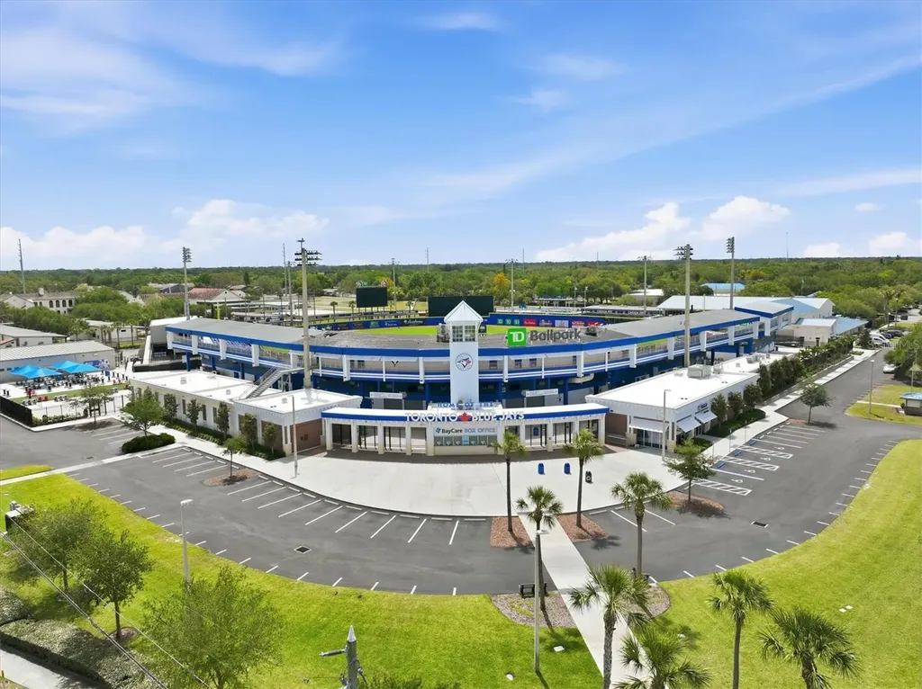 231 Lime Circle S Dunedin FL 34698