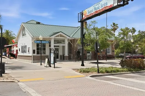 231 Lime Circle S Dunedin FL 34698
