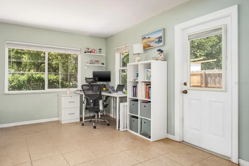 11662 75th Avenue Seminole FL 33772