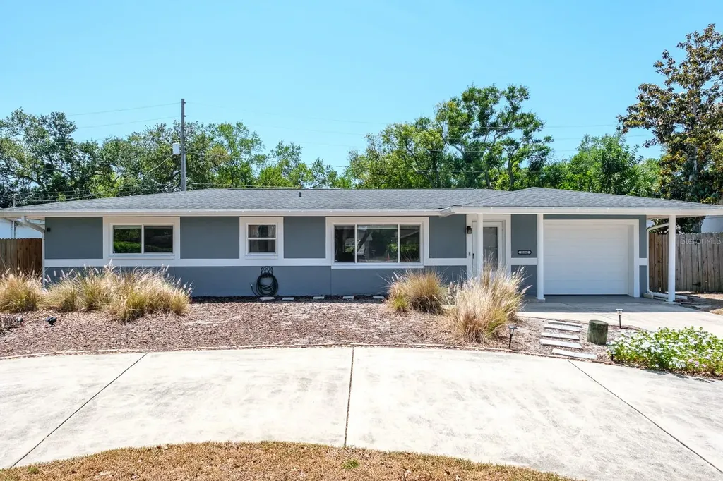 11662 75th Avenue Seminole FL 33772