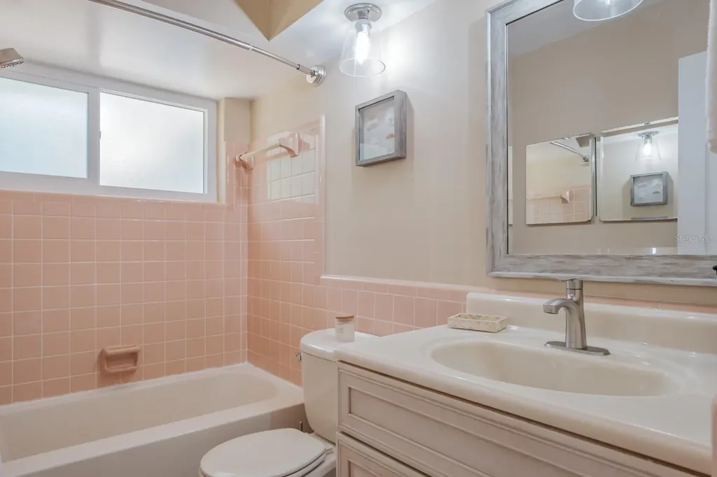 11662 75th Avenue Seminole FL 33772