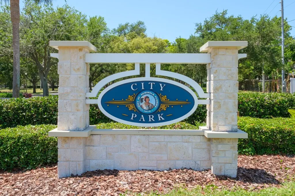 11662 75th Avenue Seminole FL 33772