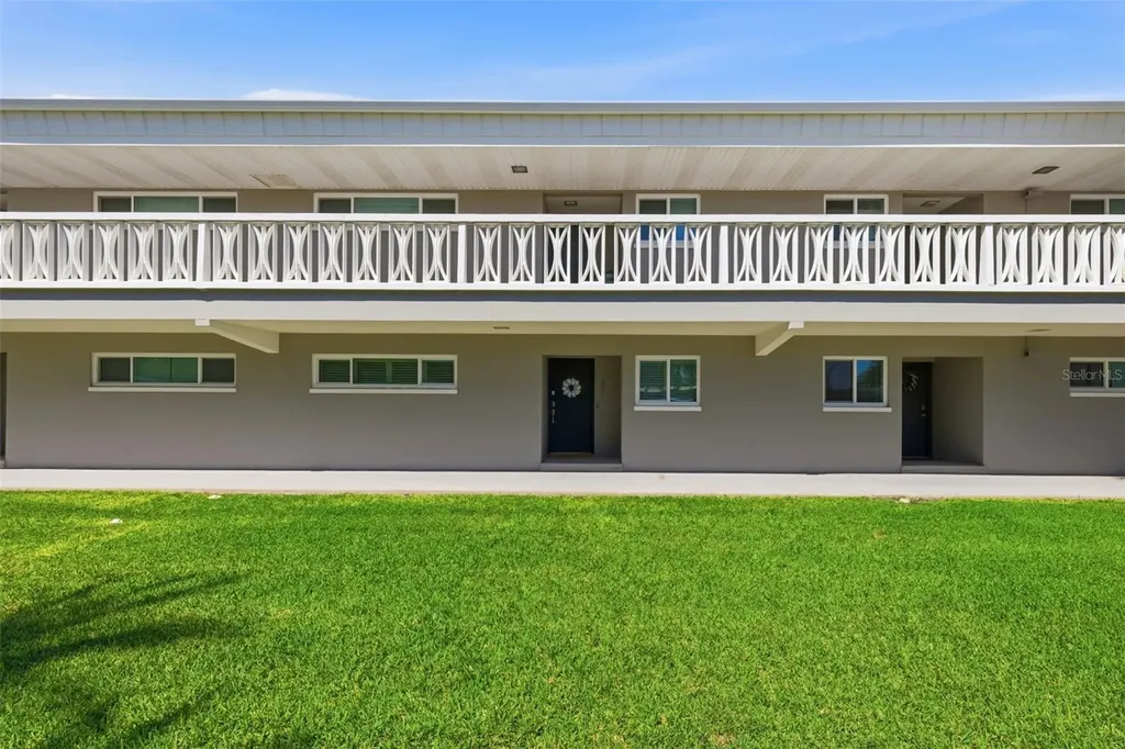 400 Larboard Way Clearwater Beach FL 33767