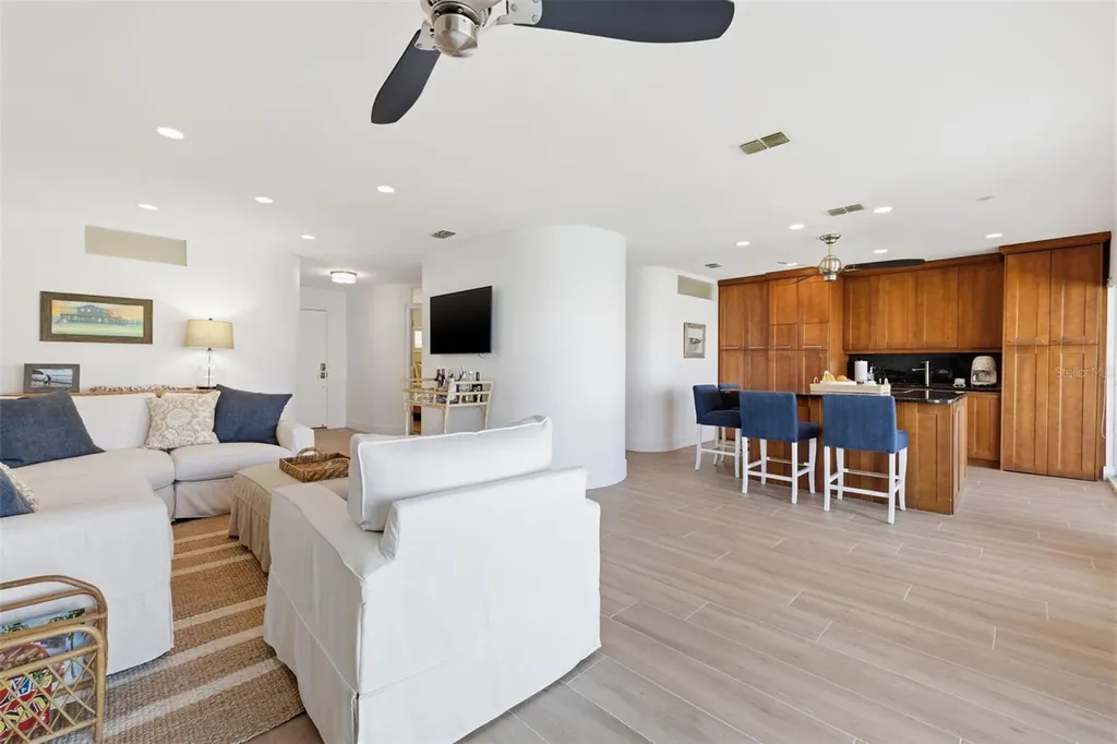 400 Larboard Way Clearwater Beach FL 33767