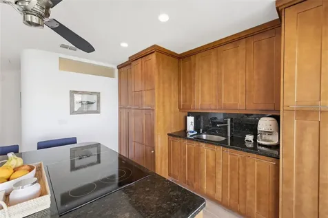 400 Larboard Way Clearwater Beach FL 33767
