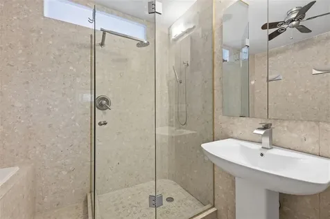 400 Larboard Way Clearwater Beach FL 33767