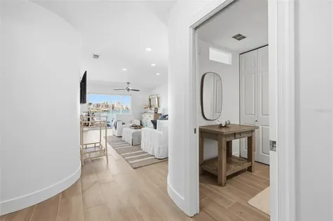 400 Larboard Way Clearwater Beach FL 33767