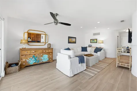 400 Larboard Way Clearwater Beach FL 33767