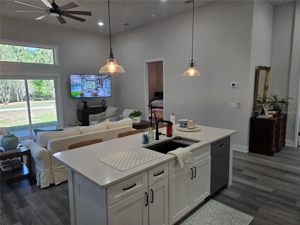 6548 NW 109th Place Alachua FL 32615