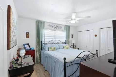 7271 W Country Club Drive N Sarasota FL 34243