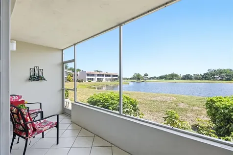 7271 W Country Club Drive N Sarasota FL 34243