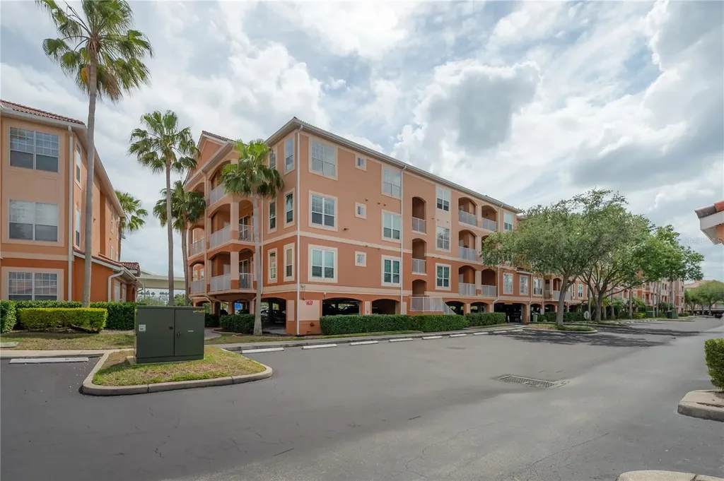 5000 Culbreath Key Way Tampa FL 33611