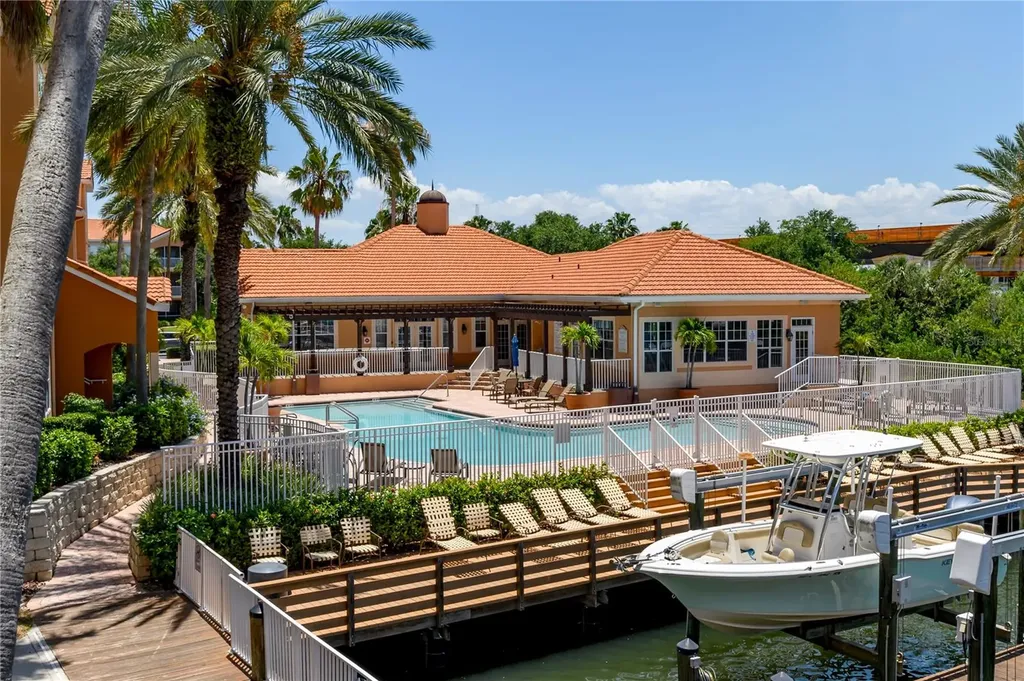 5000 Culbreath Key Way Tampa FL 33611
