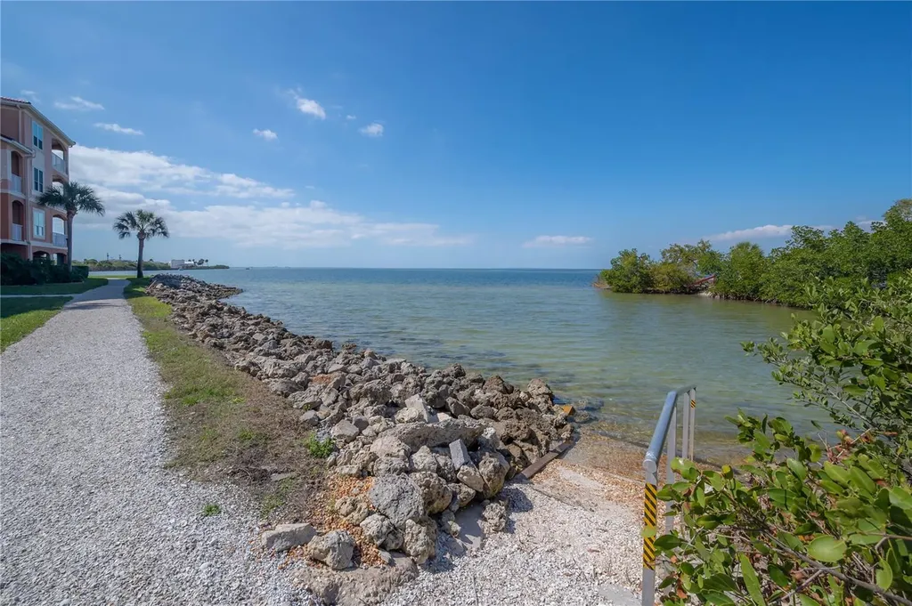 5000 Culbreath Key Way Tampa FL 33611