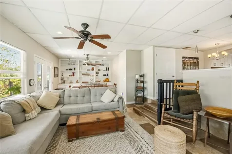885 E 3rd Street Englewood FL 34223