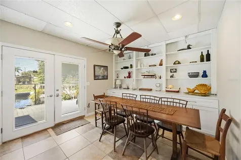 885 E 3rd Street Englewood FL 34223