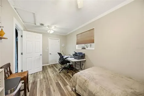 885 E 3rd Street Englewood FL 34223