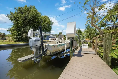 885 E 3rd Street Englewood FL 34223