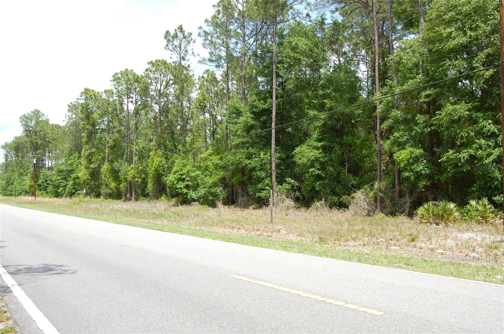 859 W River Road Palatka FL 32177