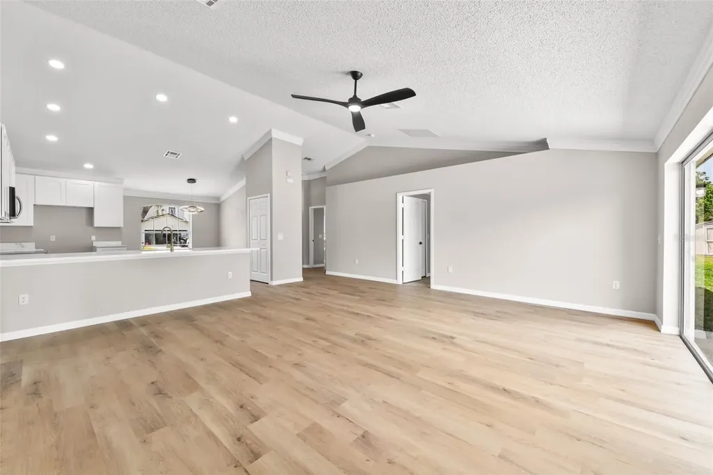 15 Coventry Court Kissimmee FL 34758