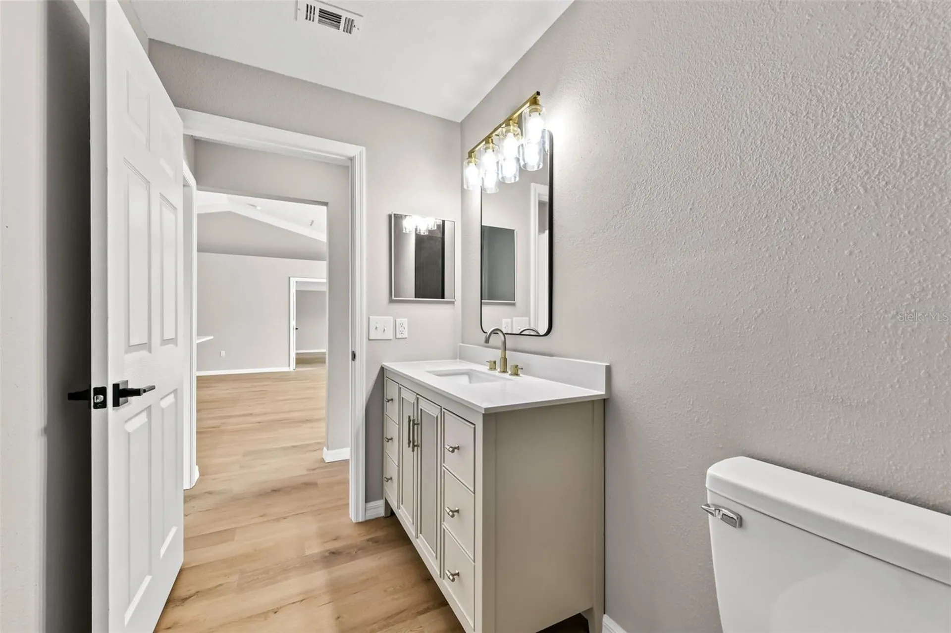 15 Coventry Court Kissimmee FL 34758