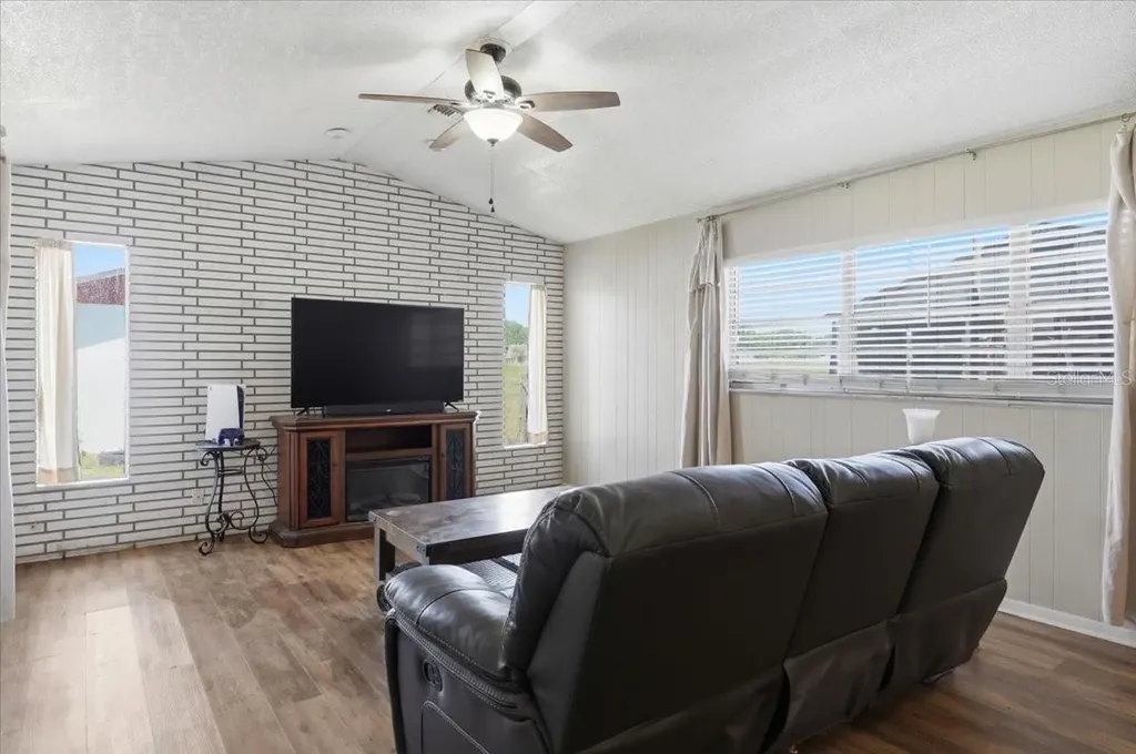303 Karppe Road Plant City FL 33567