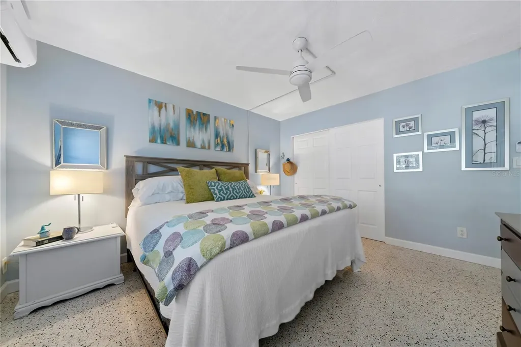 121 46th Avenue St Pete Beach FL 33706