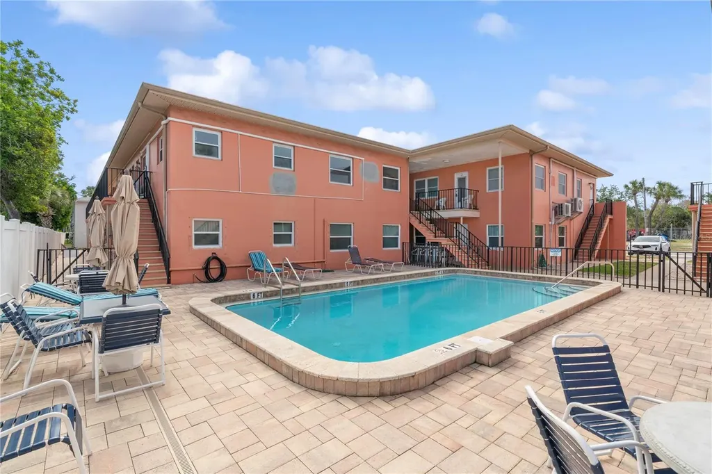 121 46th Avenue St Pete Beach FL 33706
