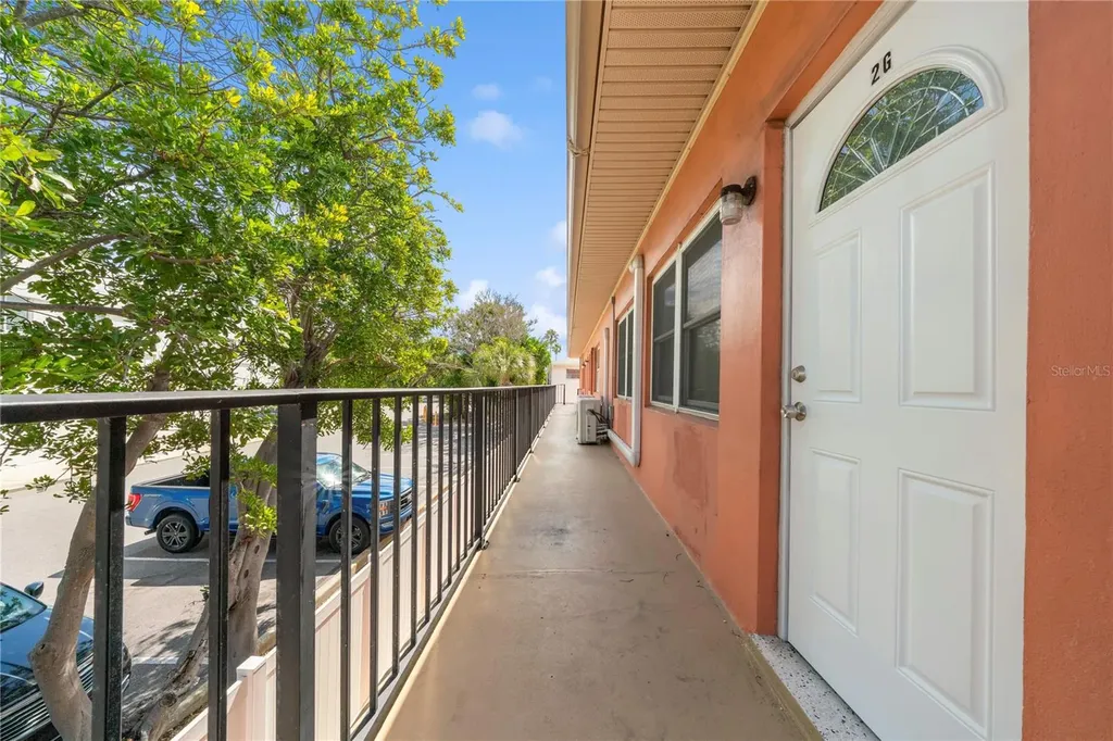 121 46th Avenue St Pete Beach FL 33706