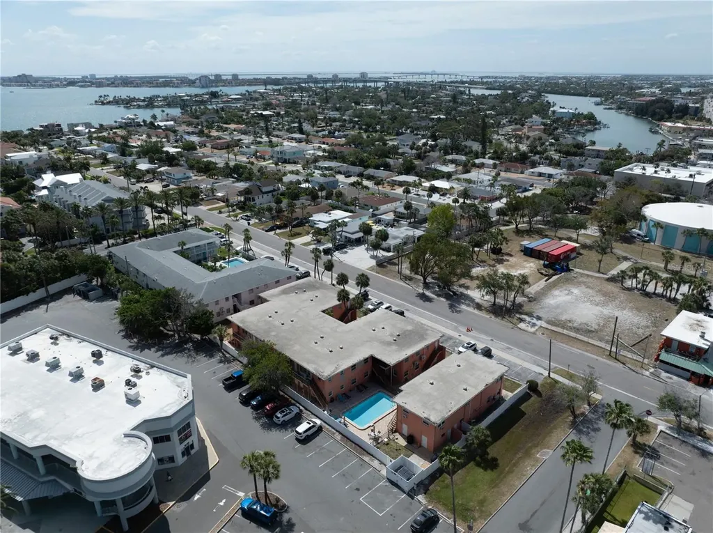 121 46th Avenue St Pete Beach FL 33706