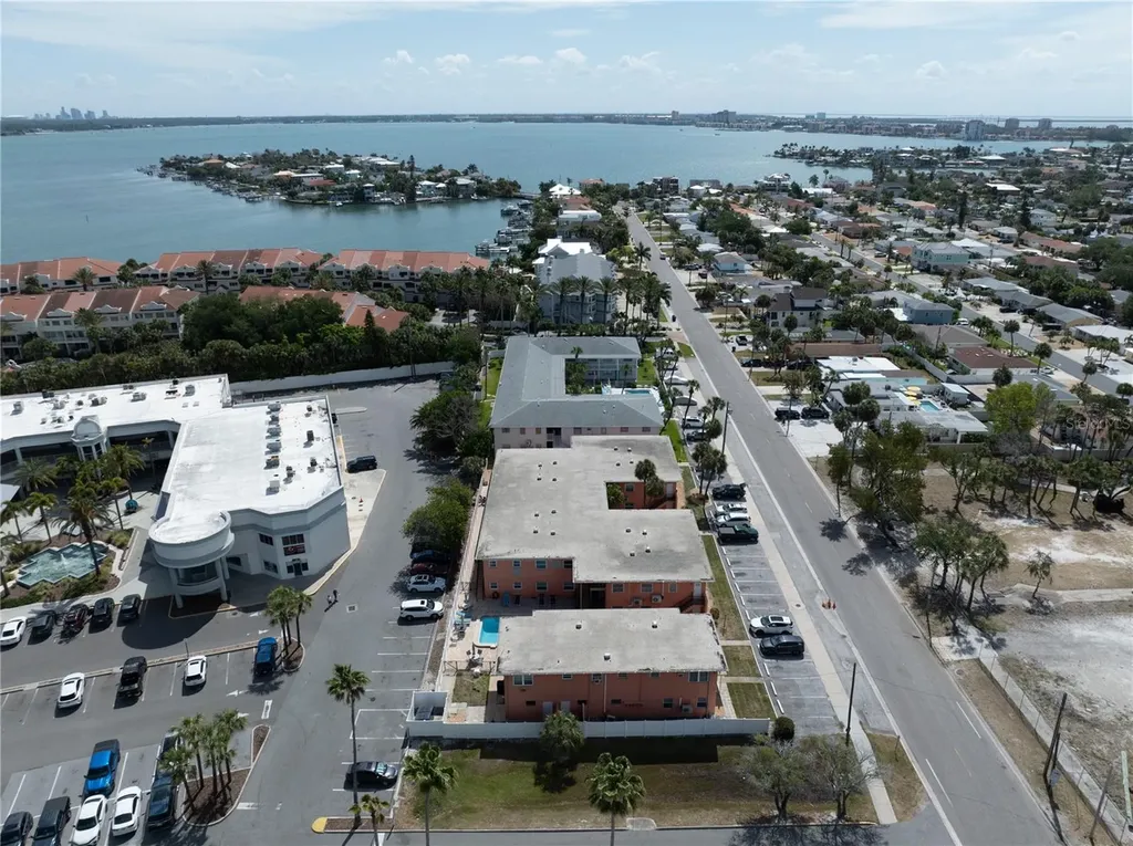 121 46th Avenue St Pete Beach FL 33706