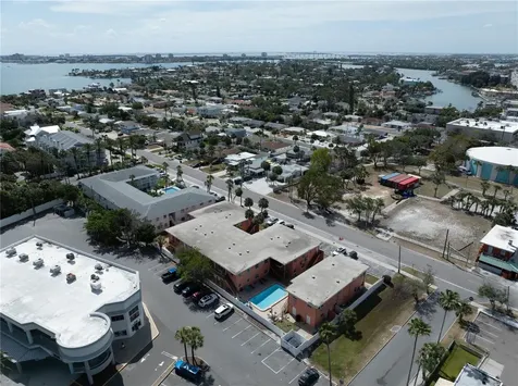 121 46th Avenue St Pete Beach FL 33706