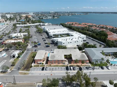 121 46TH Avenue St Pete Beach FL 33706