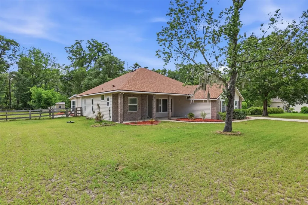 25176 NW 209th Avenue High Springs FL 32643