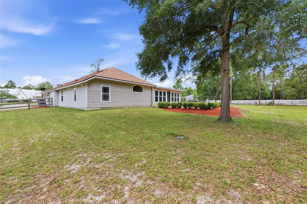 25176 NW 209th Avenue High Springs FL 32643