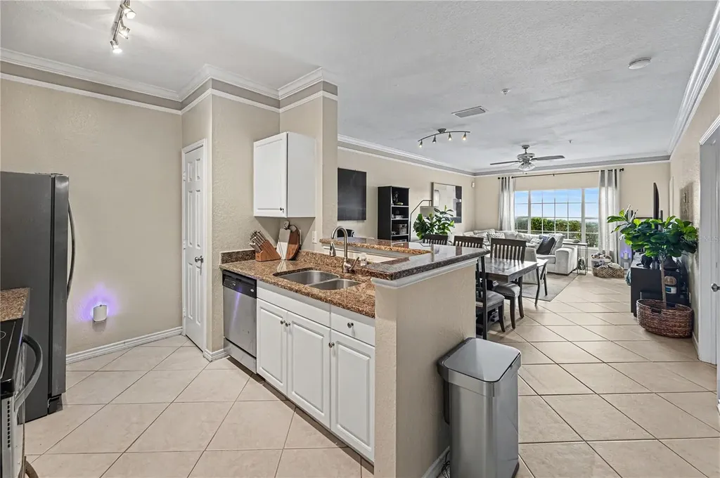 4333 Bayside Village Drive Tampa FL 33615