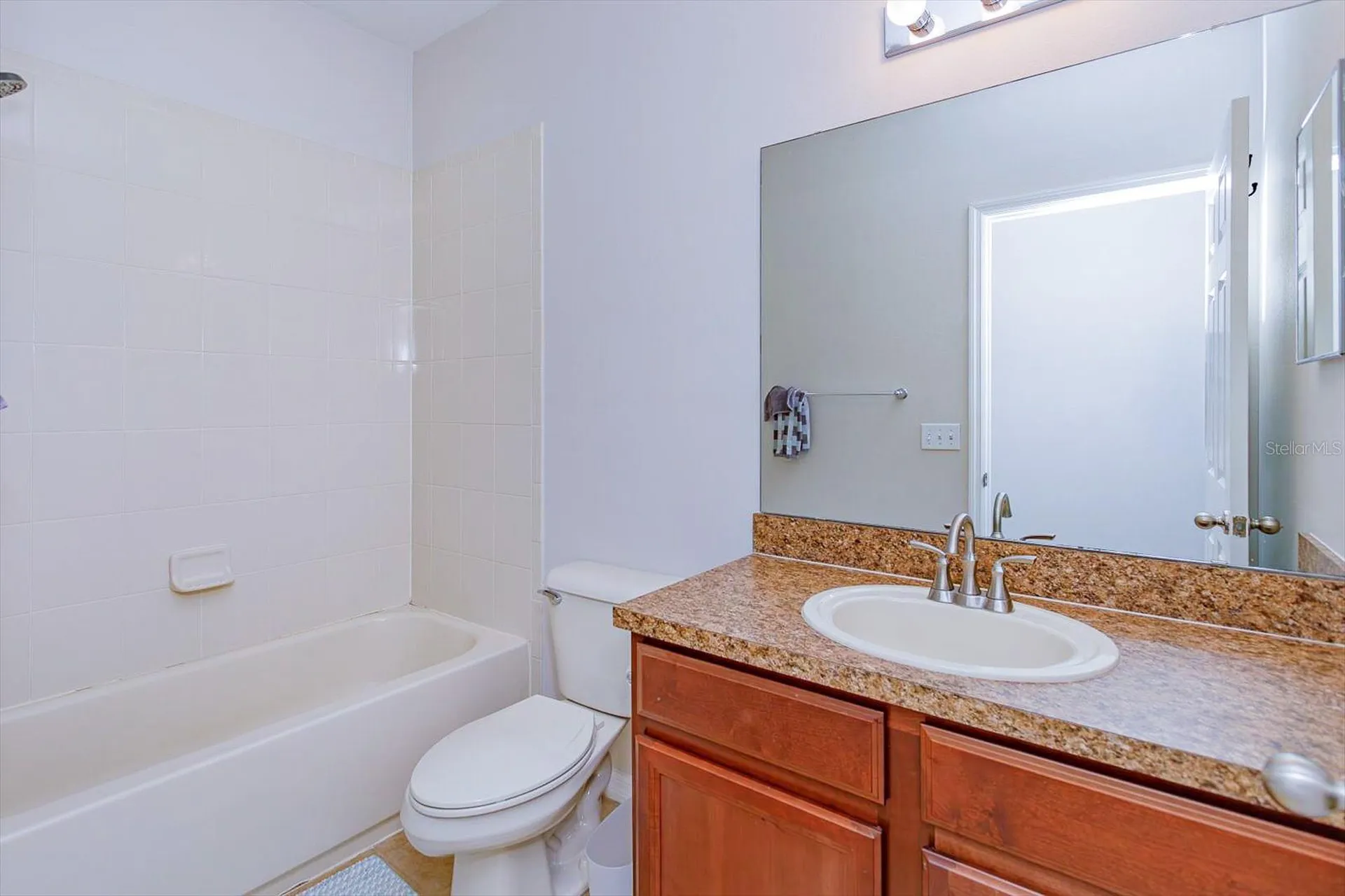 833 Bending Oak Trail Winter Garden FL 34787